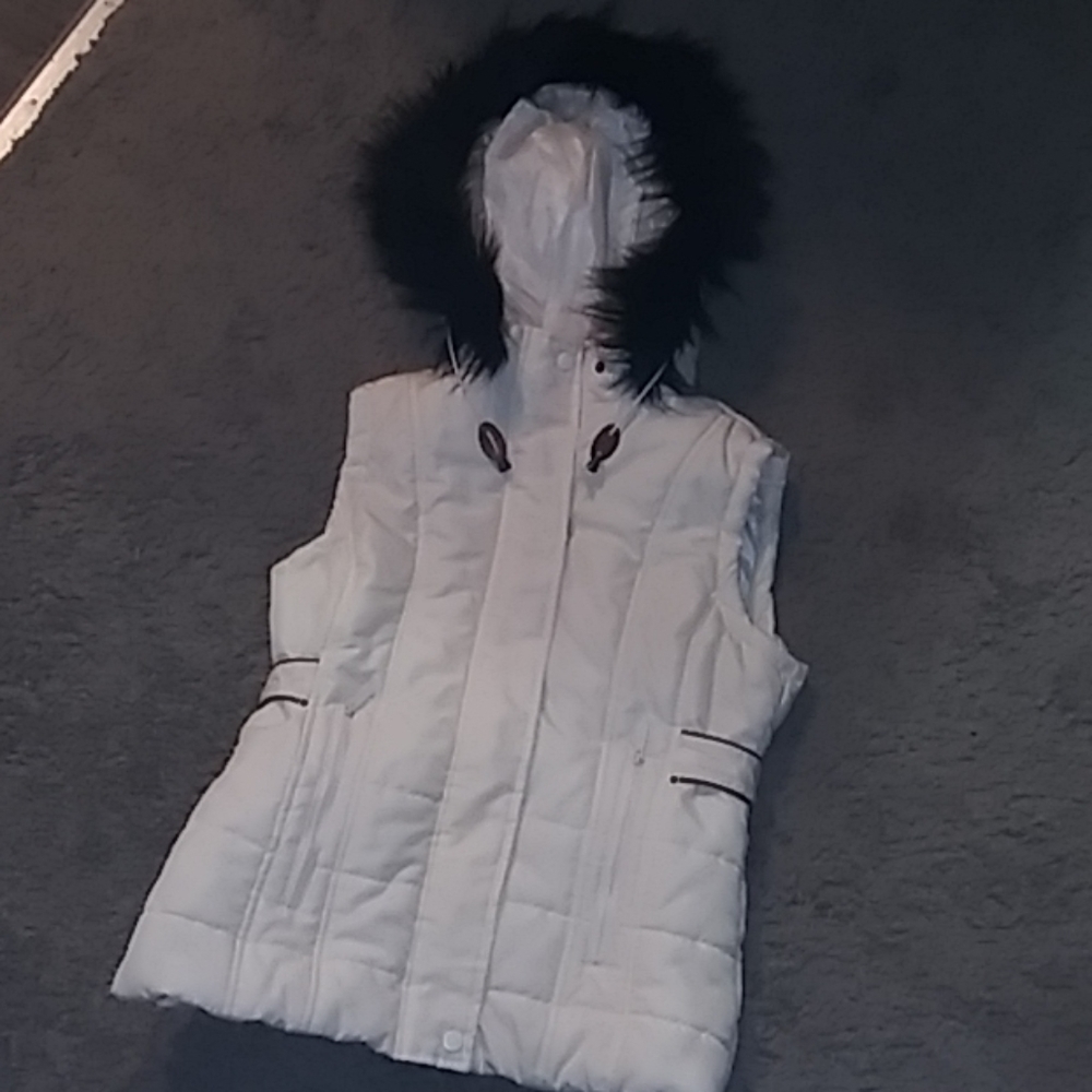 Fur trimmed winter vest